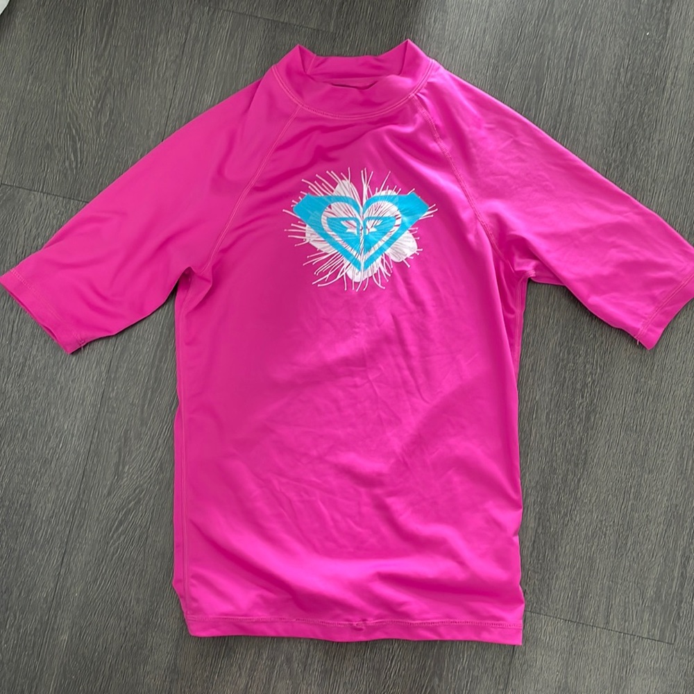 roxy pink rashguard